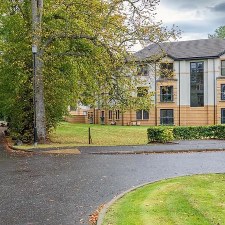 Hedgefield House - Serene Top Floor Flat Inverness Exterior photo